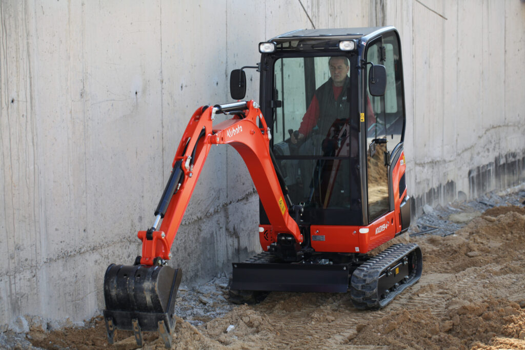 MINI PELLE KX019 KUBOTA